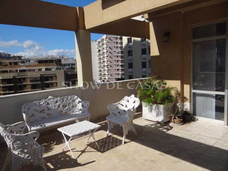 Apartamento à venda com 5 quartos, 380m² - Foto 2