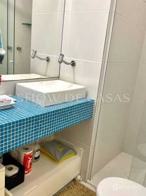 Apartamento à venda com 2 quartos, 70m² - Foto 11