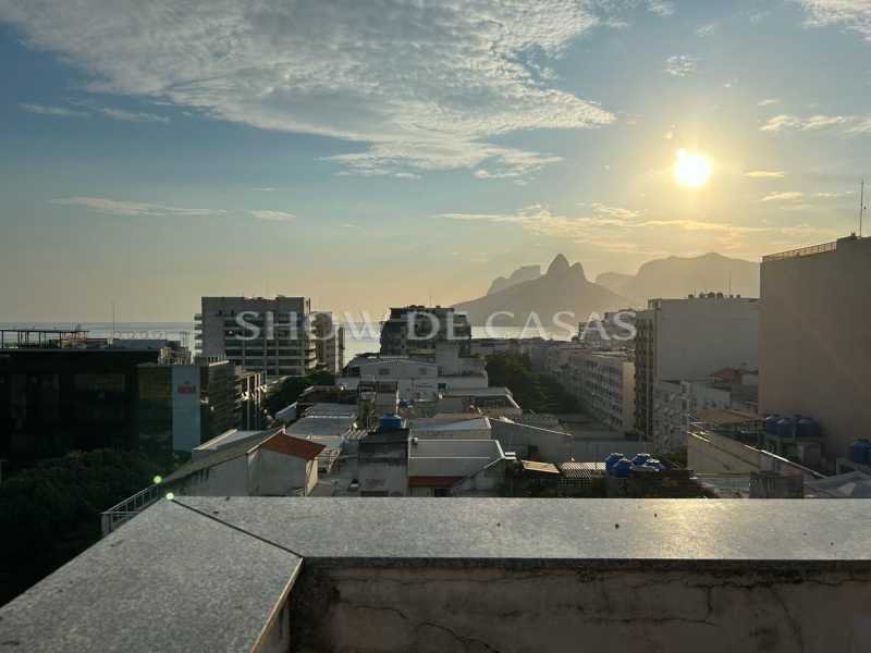 Apartamento à venda com 2 quartos, 70m² - Foto 22