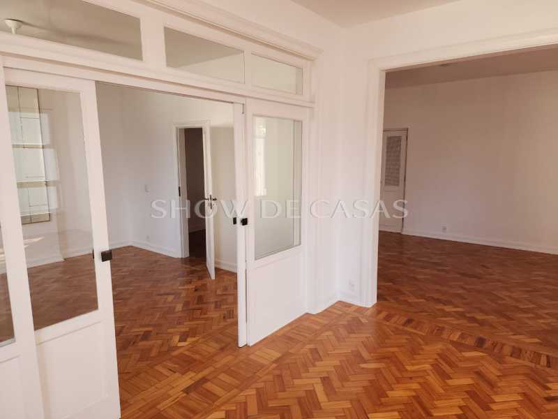 Apartamento à venda com 3 quartos, 190m² - Foto 12