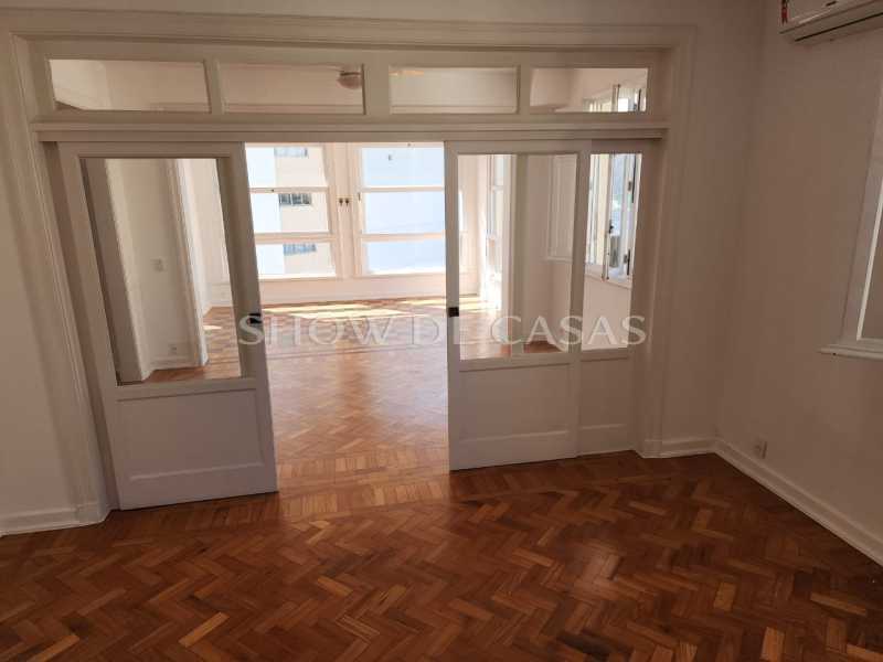 Apartamento à venda com 3 quartos, 190m² - Foto 10