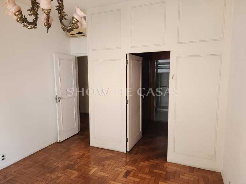 Apartamento à venda com 4 quartos, 230m² - Foto 9