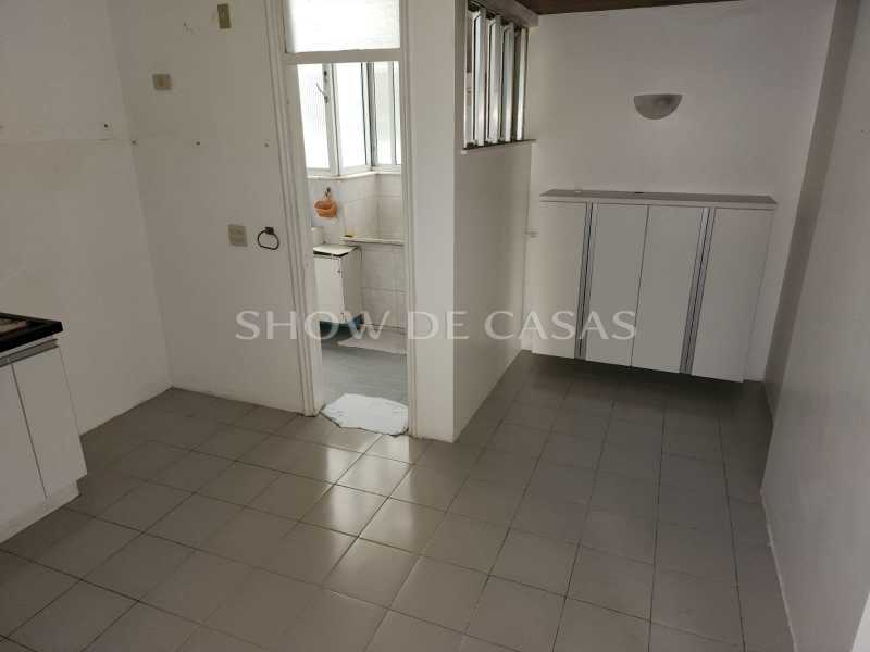 Apartamento à venda com 4 quartos, 230m² - Foto 16