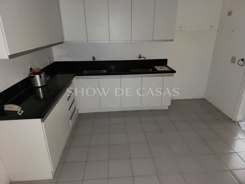 Apartamento à venda com 4 quartos, 230m² - Foto 12