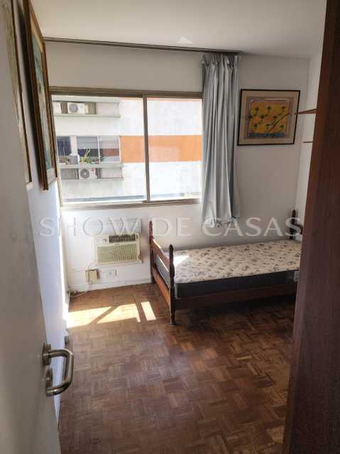 Apartamento à venda com 4 quartos, 140m² - Foto 12