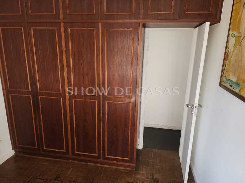 Apartamento à venda com 4 quartos, 140m² - Foto 9