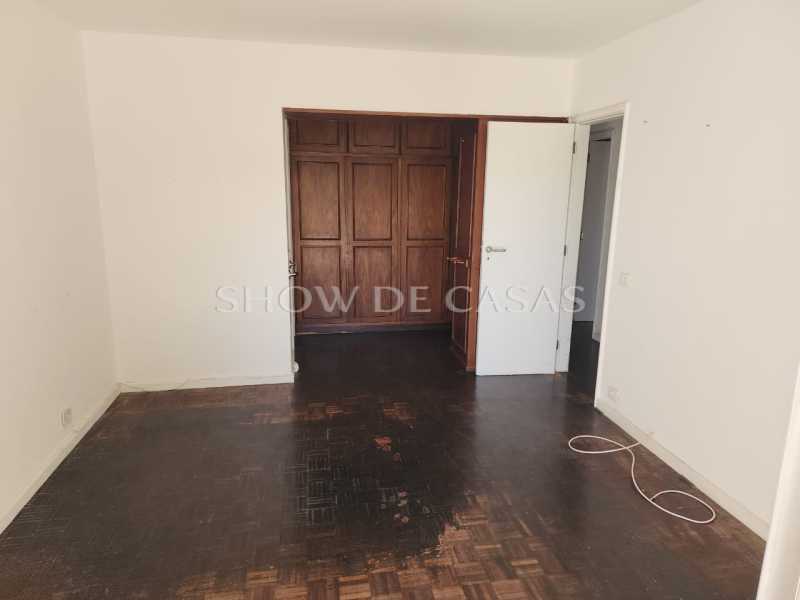 Apartamento à venda com 4 quartos, 140m² - Foto 5