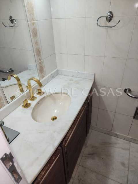 Apartamento à venda com 4 quartos, 140m² - Foto 11