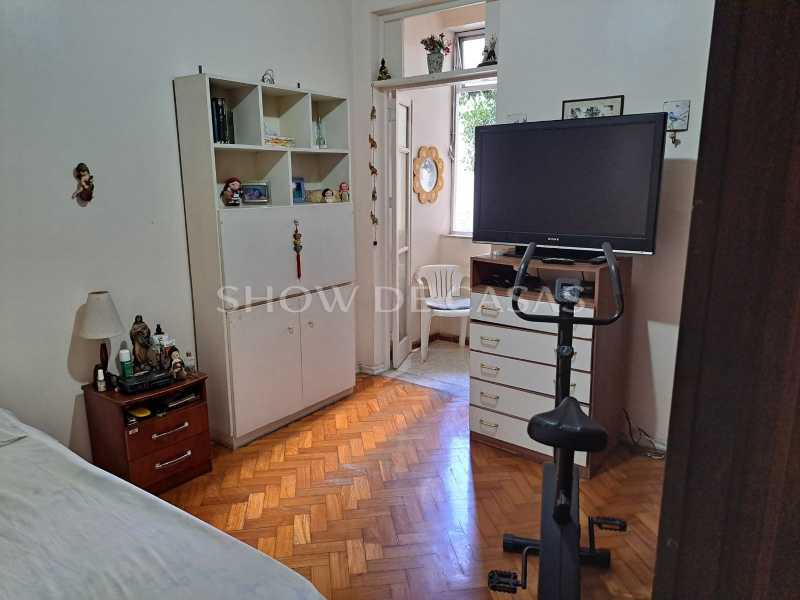 Apartamento à venda com 3 quartos, 120m² - Foto 13