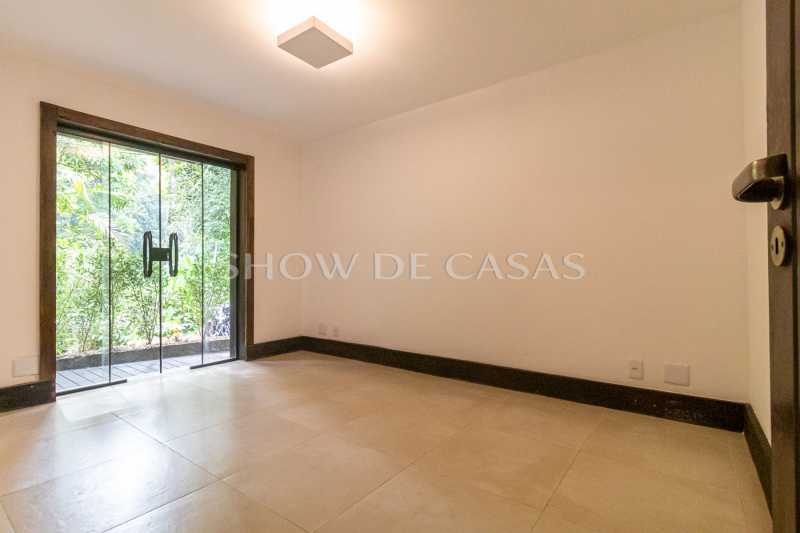 Casa de Condomínio à venda com 5 quartos, 384m² - Foto 18