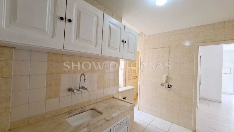 Apartamento à venda com 2 quartos, 65m² - Foto 12