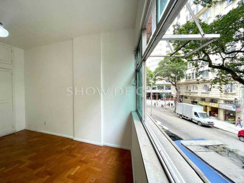 Apartamento à venda com 3 quartos, 150m² - Foto 6