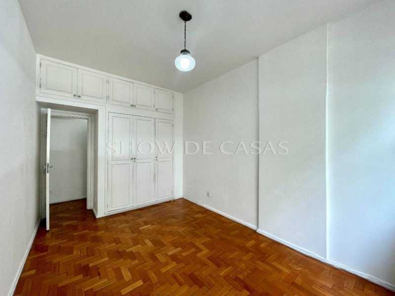 Apartamento à venda com 3 quartos, 150m² - Foto 12