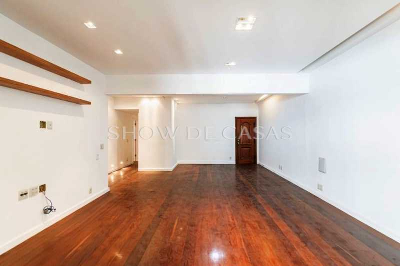 Apartamento à venda com 4 quartos, 200m² - Foto 3