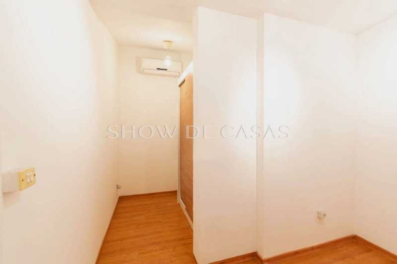 Apartamento à venda com 4 quartos, 200m² - Foto 15