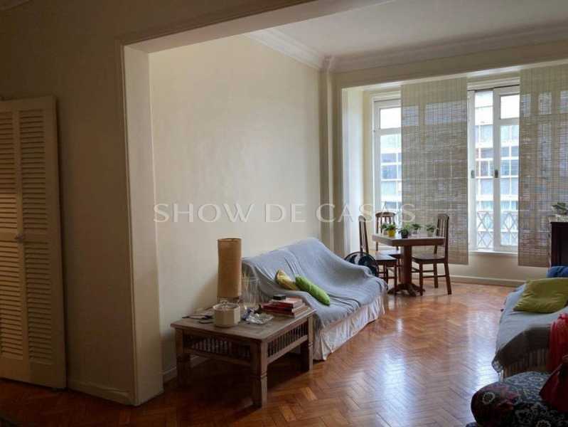 Apartamento à venda com 3 quartos, 130m² - Foto 3