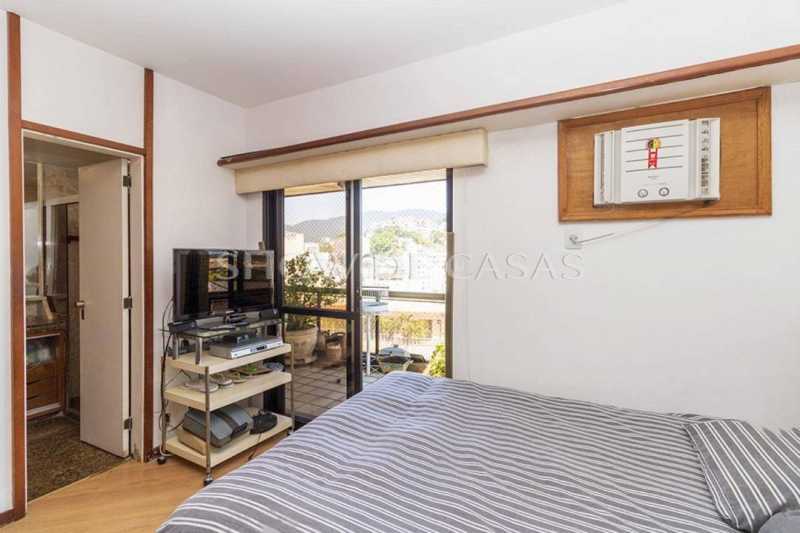 Apartamento à venda com 3 quartos, 183m² - Foto 7