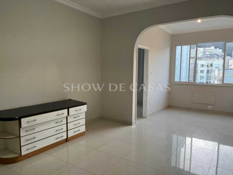 Apartamento à venda com 3 quartos, 110m² - Foto 1