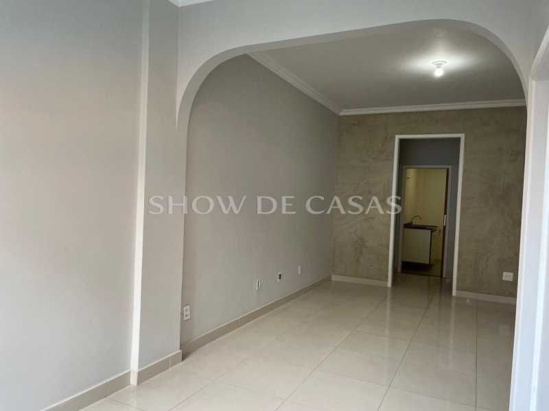 Apartamento à venda com 3 quartos, 110m² - Foto 4