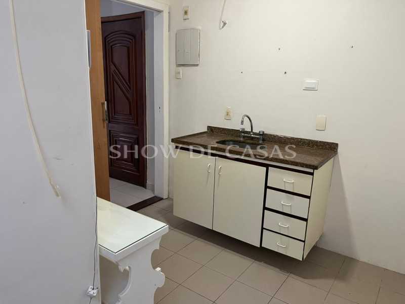 Apartamento à venda com 3 quartos, 110m² - Foto 17