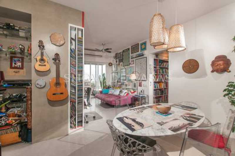 Apartamento à venda com 2 quartos, 87m² - Foto 2