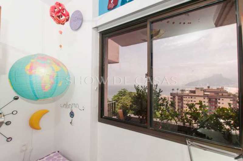 Apartamento à venda com 2 quartos, 87m² - Foto 9