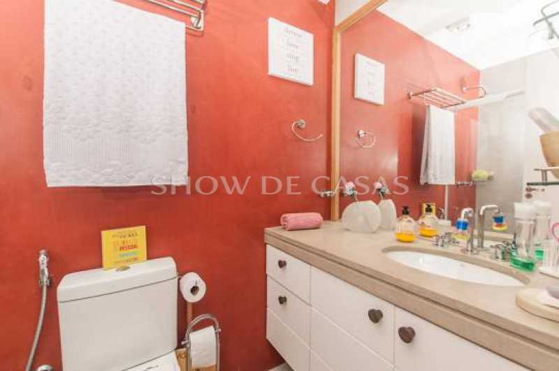 Apartamento à venda com 2 quartos, 87m² - Foto 11