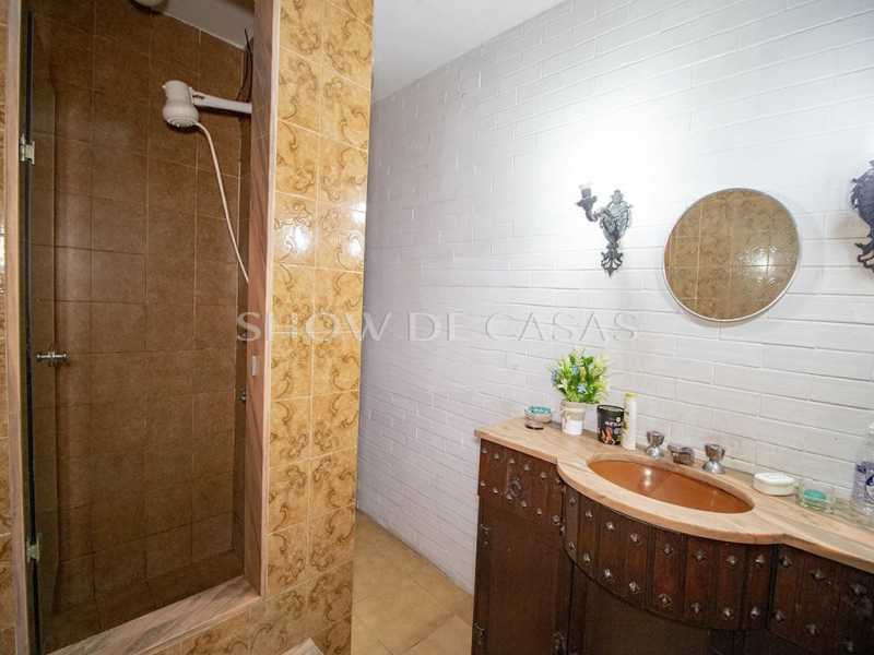 Apartamento à venda com 3 quartos, 140m² - Foto 17