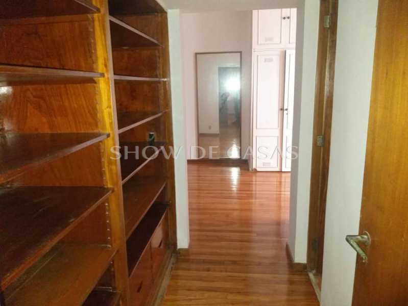 Apartamento à venda com 3 quartos, 210m² - Foto 14