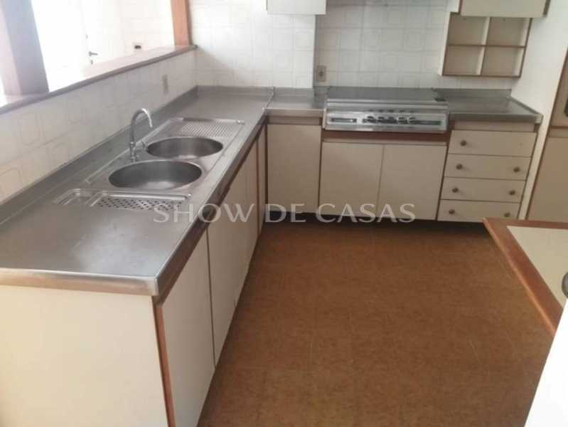 Apartamento à venda com 3 quartos, 210m² - Foto 19