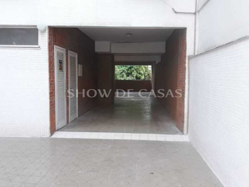 Apartamento à venda com 2 quartos, 85m² - Foto 21