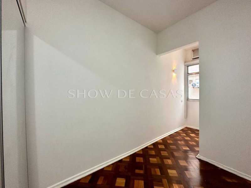 Apartamento à venda com 2 quartos, 63m² - Foto 11