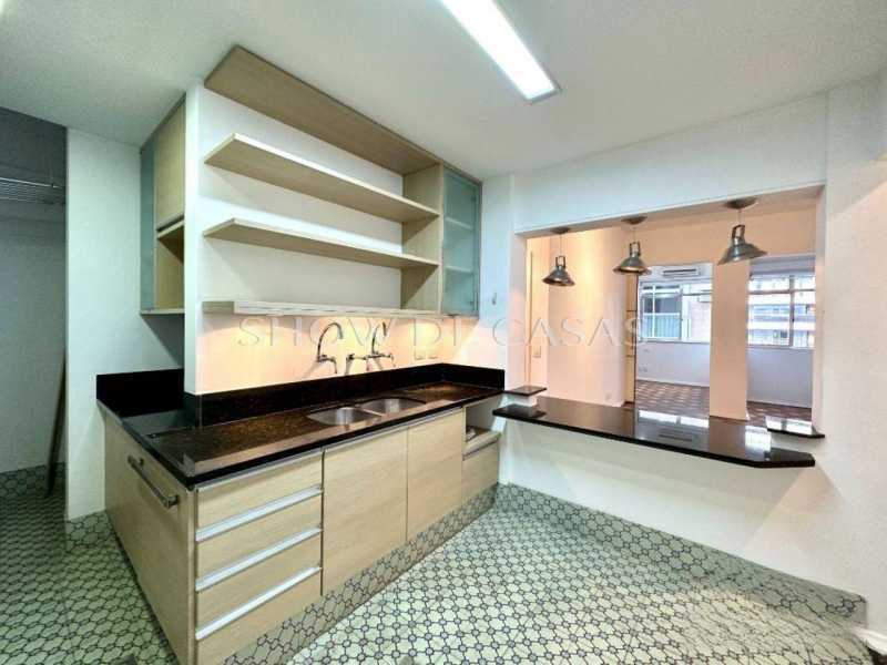 Apartamento à venda com 2 quartos, 63m² - Foto 15