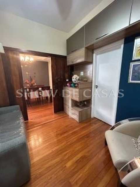 Apartamento à venda com 3 quartos, 135m² - Foto 7