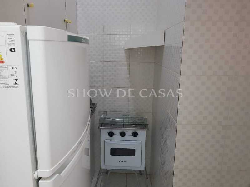 Apartamento à venda com 1 quarto, 45m² - Foto 13