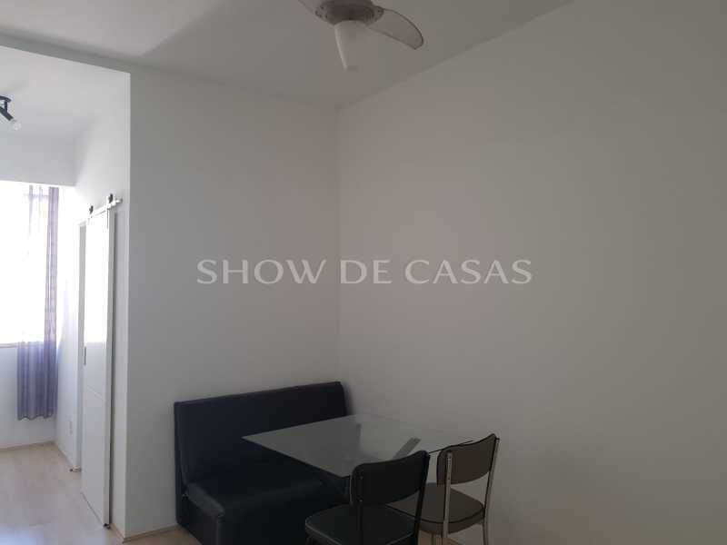 Apartamento à venda com 1 quarto, 45m² - Foto 2