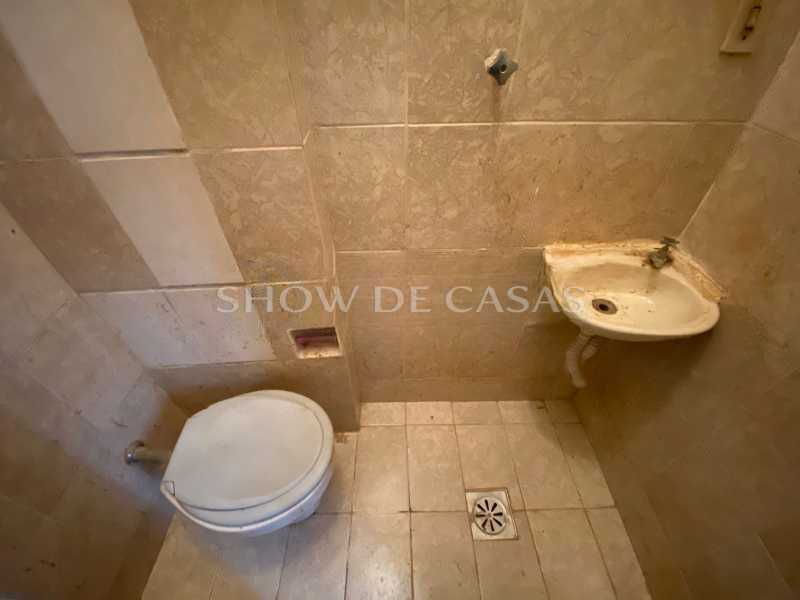 Apartamento à venda com 2 quartos, 70m² - Foto 21