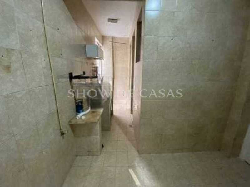 Apartamento à venda com 2 quartos, 70m² - Foto 18