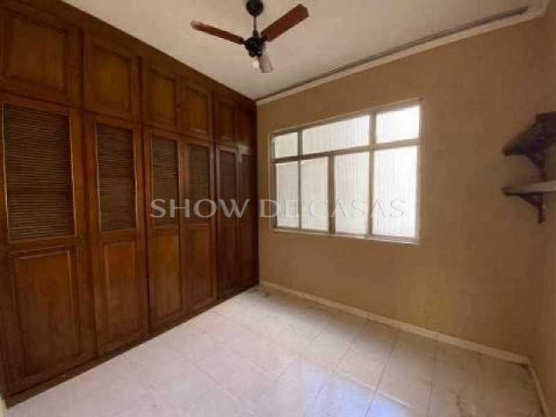 Apartamento à venda com 2 quartos, 70m² - Foto 12