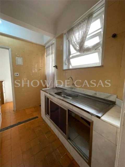 Apartamento à venda com 2 quartos, 70m² - Foto 12