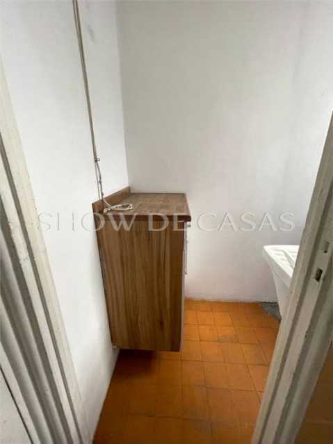 Apartamento à venda com 2 quartos, 70m² - Foto 15