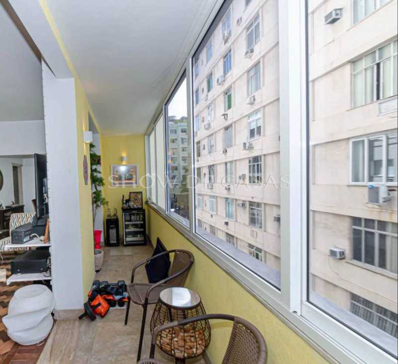 Apartamento à venda com 4 quartos, 140m² - Foto 2