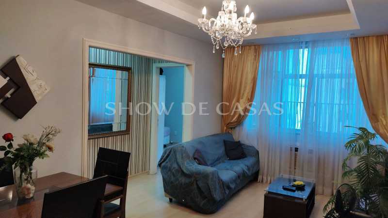 Apartamento à venda com 2 quartos, 72m² - Foto 1