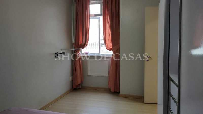 Apartamento à venda com 2 quartos, 72m² - Foto 11