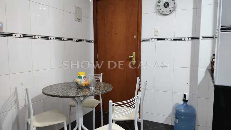 Apartamento à venda com 2 quartos, 72m² - Foto 15