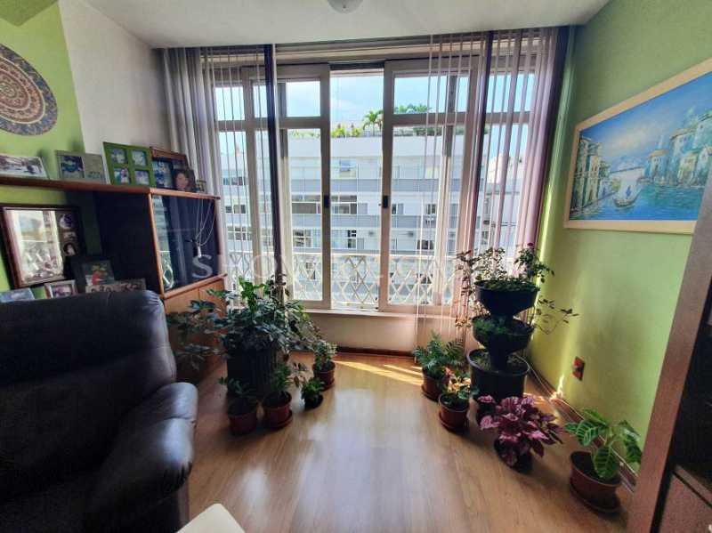 Apartamento à venda com 3 quartos, 128m² - Foto 3