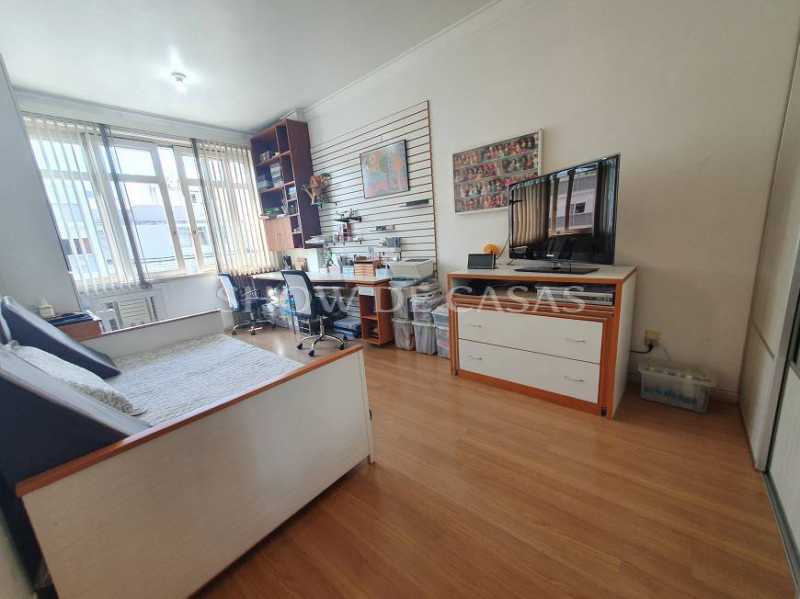 Apartamento à venda com 3 quartos, 128m² - Foto 16