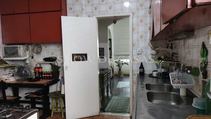 Apartamento à venda com 3 quartos, 121m² - Foto 15