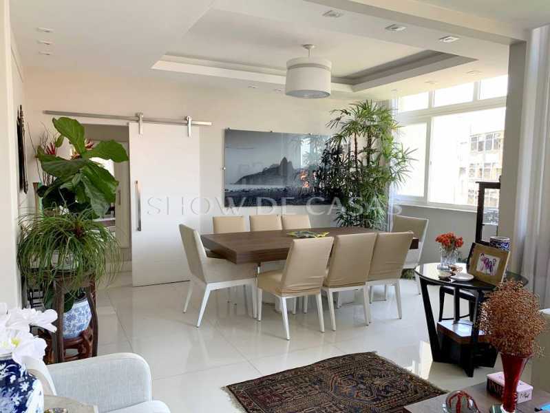 Apartamento à venda com 3 quartos, 146m² - Foto 4