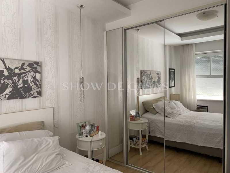 Apartamento à venda com 3 quartos, 146m² - Foto 8